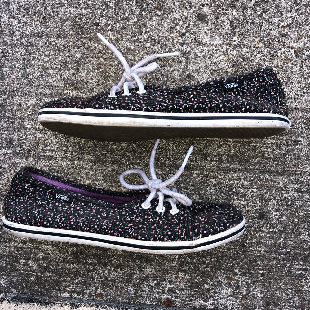 Vans flower slip on sneakers flats lo pro.